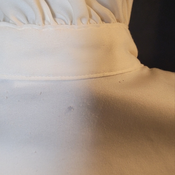 High Necked White Ruffled Blouse - Picture 11 of 11